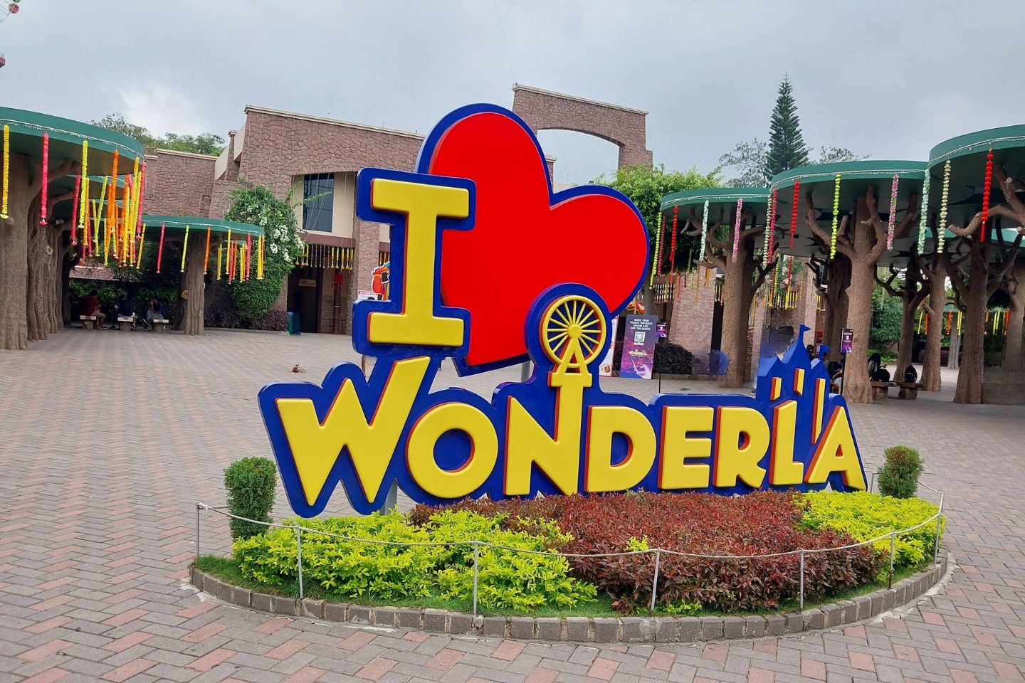 Wonderla Bangalore Offers (Coupons, Group Discount Vouchers & Deals)